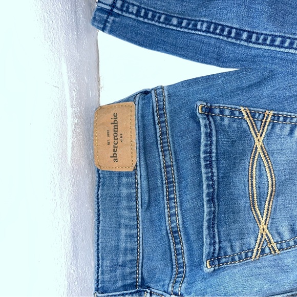 Abercrombie kids size 12 jeans - Picture 6 of 6